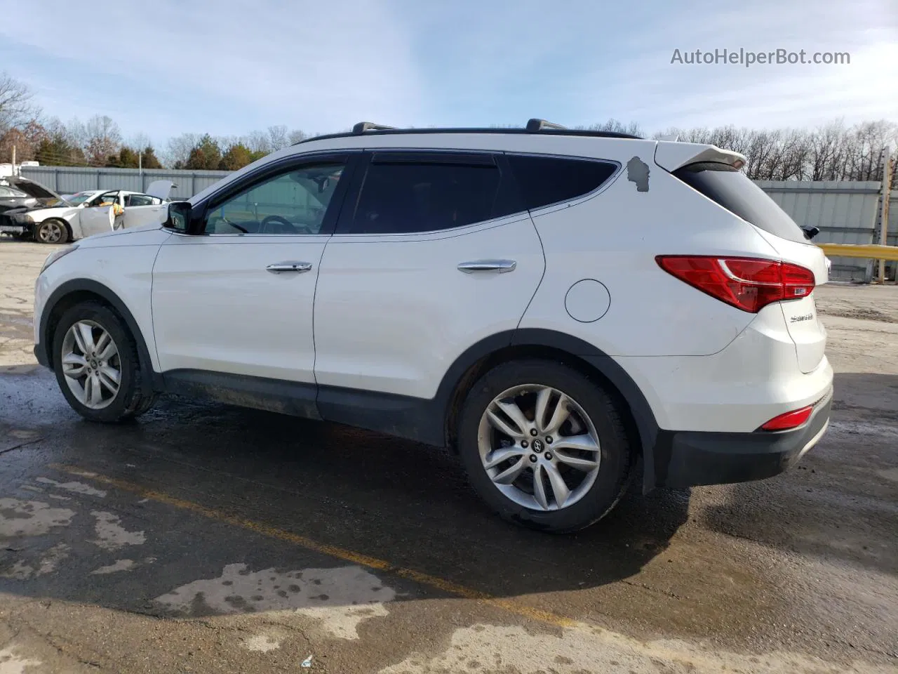 2013 Hyundai Santa Fe Sport  White vin: 5XYZU3LA1DG107950