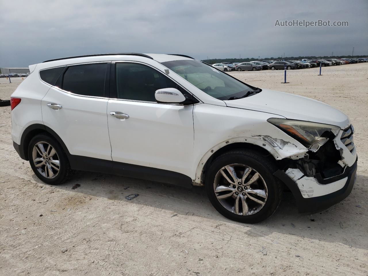 2014 Hyundai Santa Fe Sport  White vin: 5XYZU3LA1EG172993