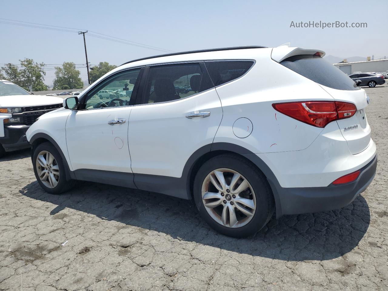 2013 Hyundai Santa Fe Sport  White vin: 5XYZU3LA2DG035866