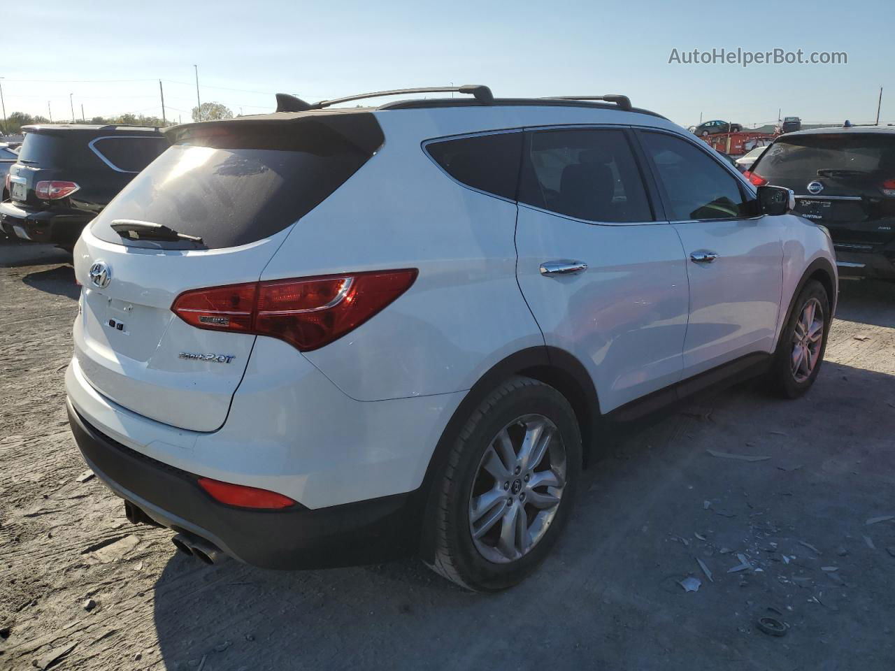 2013 Hyundai Santa Fe Sport  White vin: 5XYZU3LA6DG112612