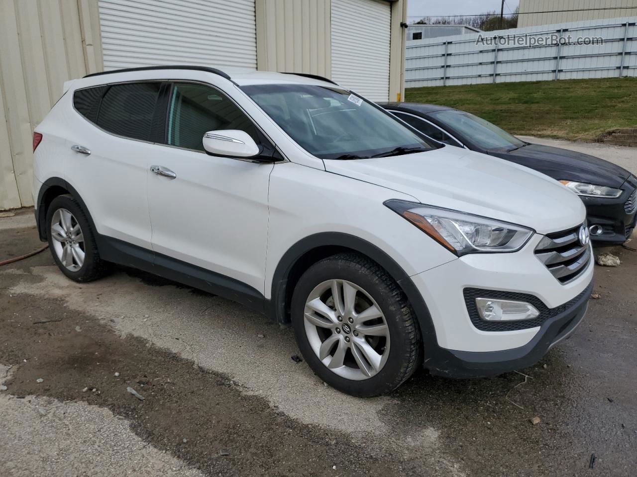 2014 Hyundai Santa Fe Sport  White vin: 5XYZU3LA7EG165983