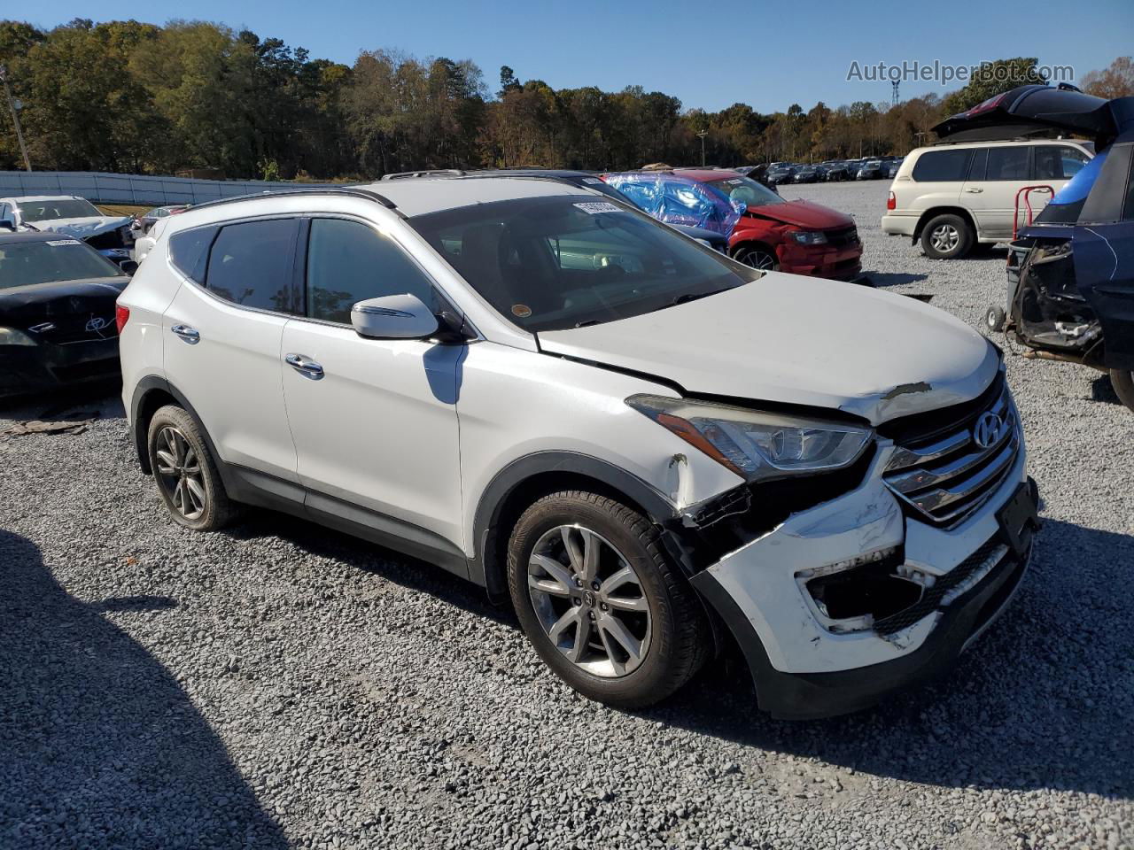 2014 Hyundai Santa Fe Sport  White vin: 5XYZU3LAXEG170904