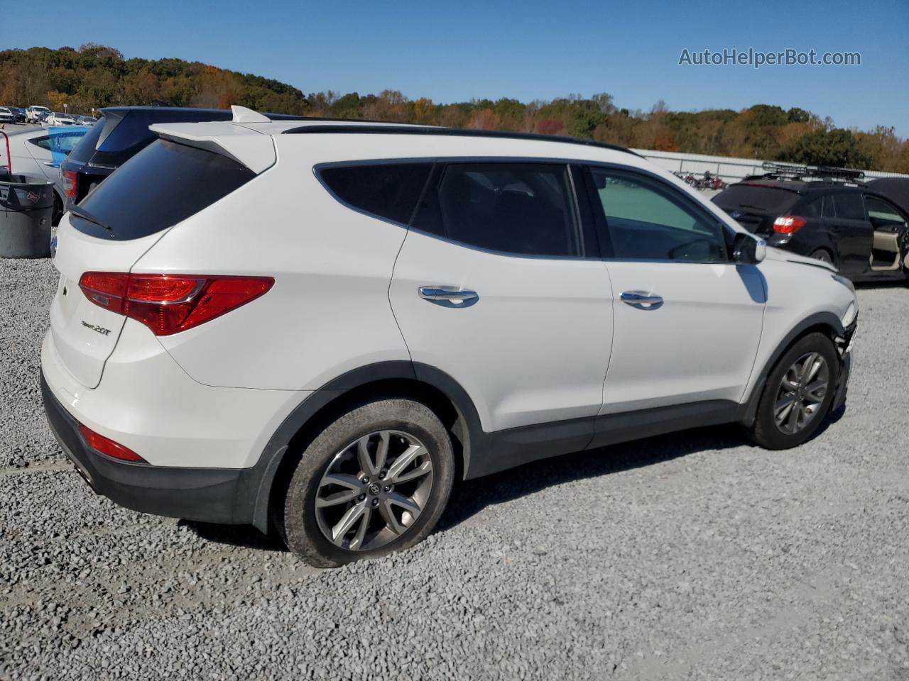 2014 Hyundai Santa Fe Sport  White vin: 5XYZU3LAXEG170904