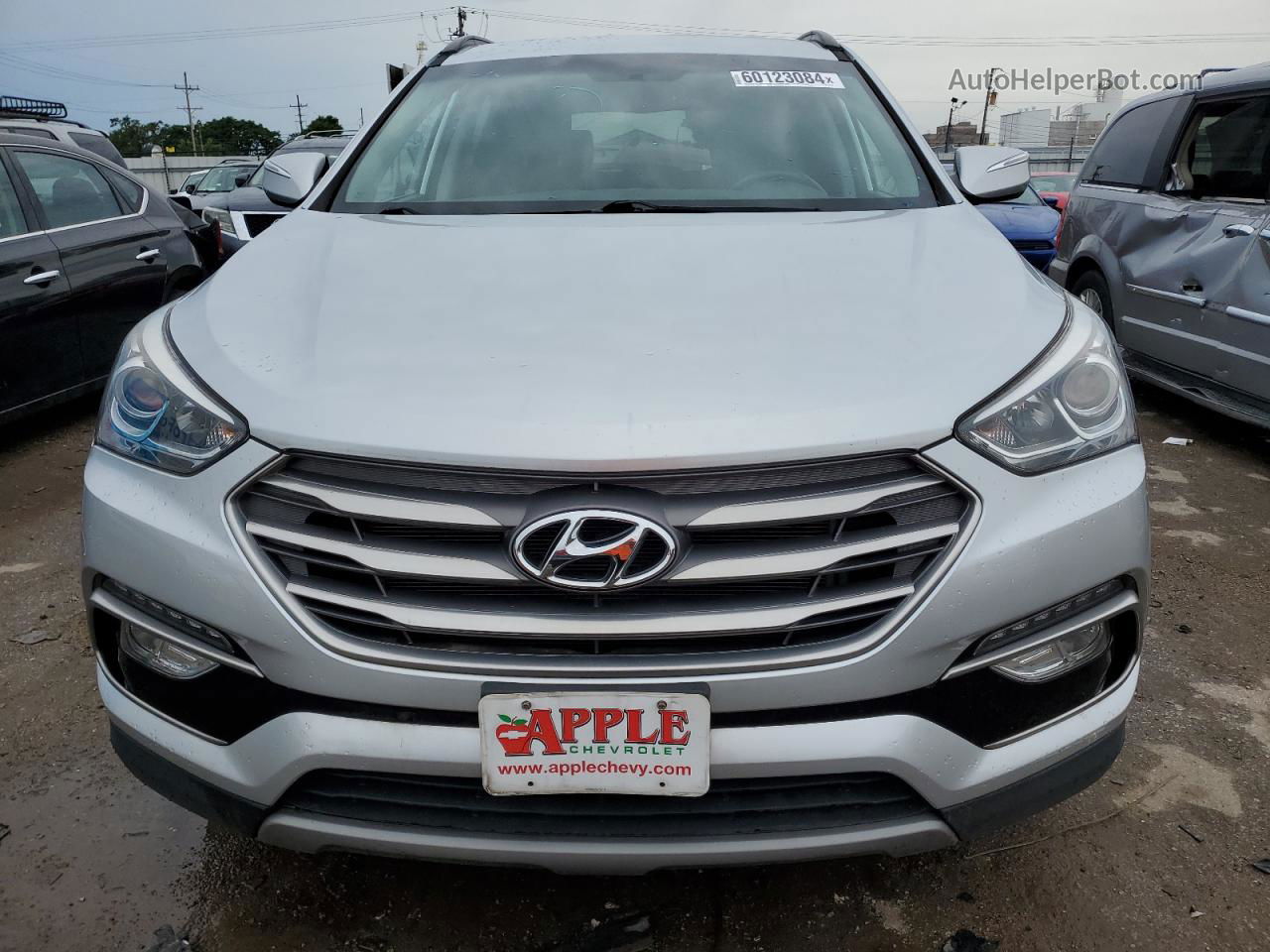 2018 Hyundai Santa Fe Sport  Серебряный vin: 5XYZU3LB3JG506153