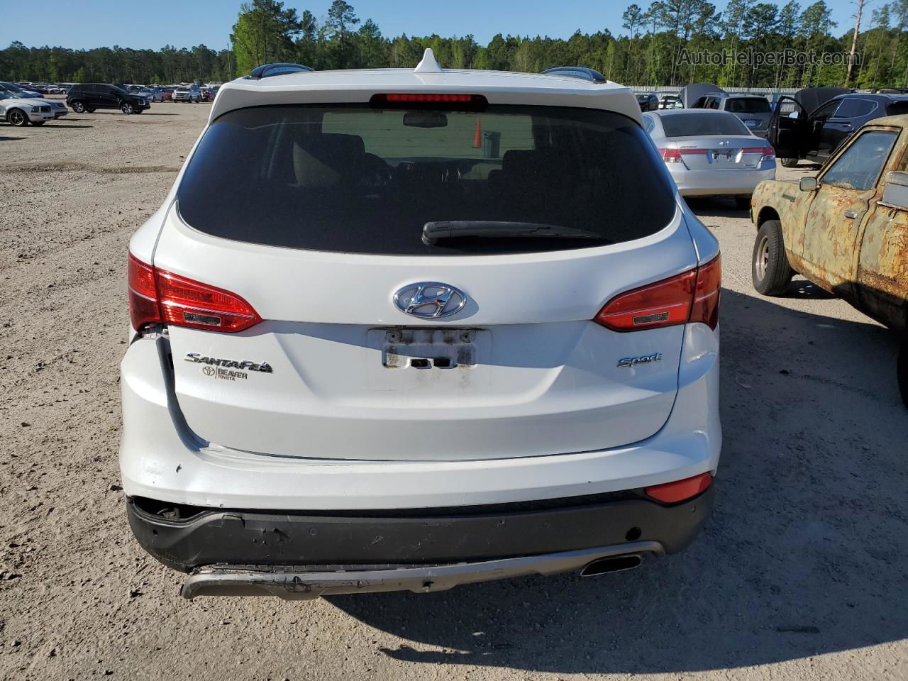 2014 Hyundai Santa Fe Sport  White vin: 5XYZU3LB8EG189976