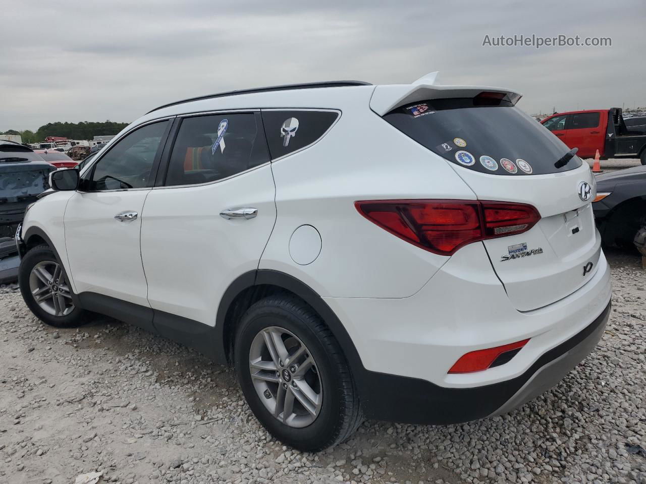 2018 Hyundai Santa Fe Sport  White vin: 5XYZU3LBXJG511544