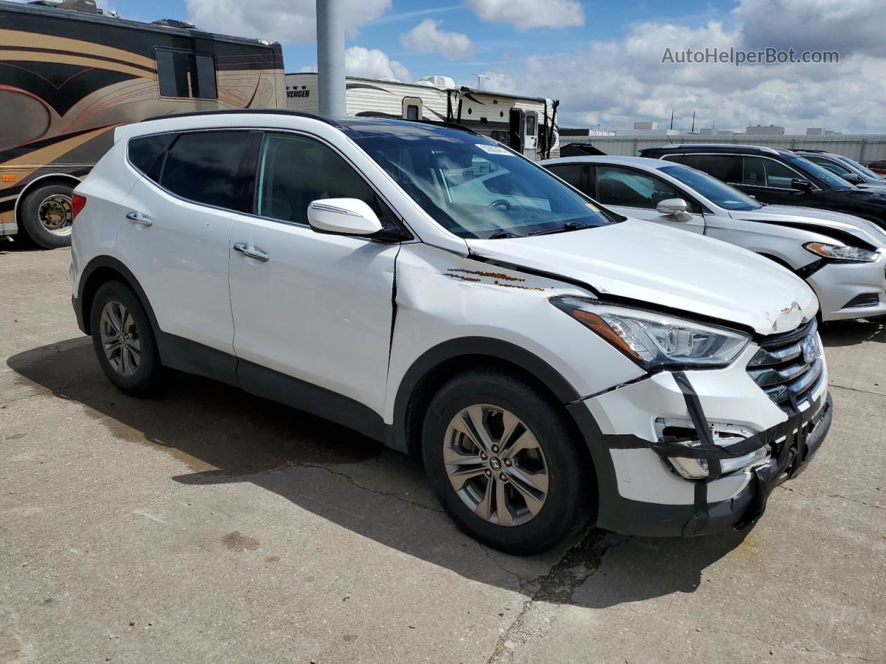 2014 Hyundai Santa Fe Sport  White vin: 5XYZUDLB4EG160285