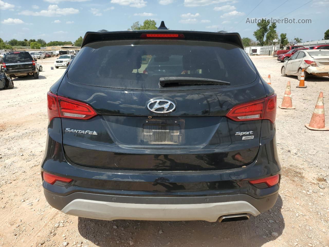 2018 Hyundai Santa Fe Sport  Белый vin: 5XYZUDLB7JG537962