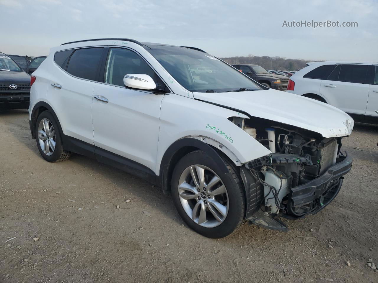 2014 Hyundai Santa Fe Sport  White vin: 5XYZW3LA8EG165548