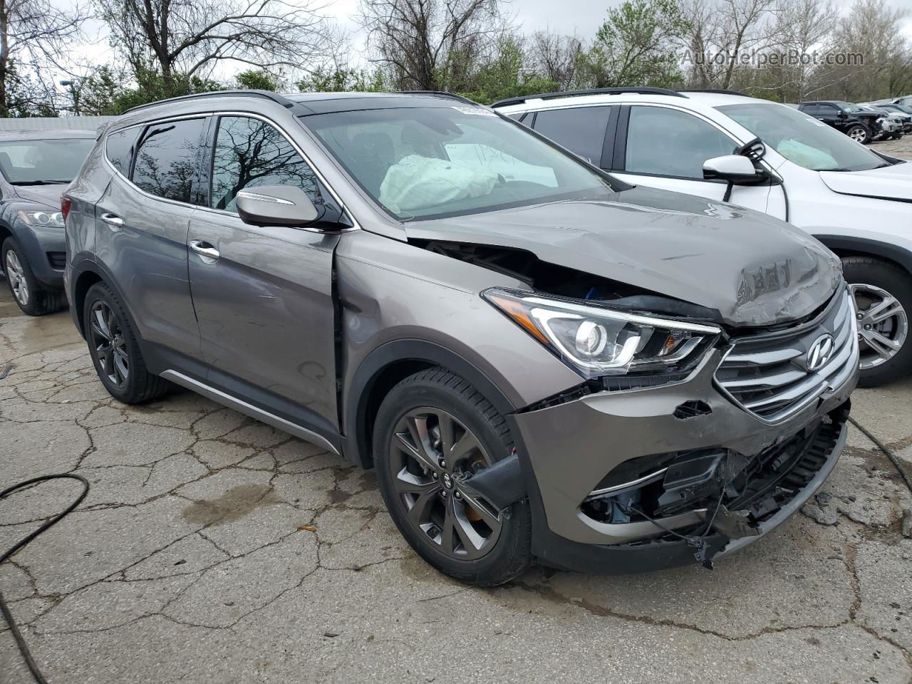 2018 Hyundai Santa Fe Sport  Silver vin: 5XYZW4LA1JG549171