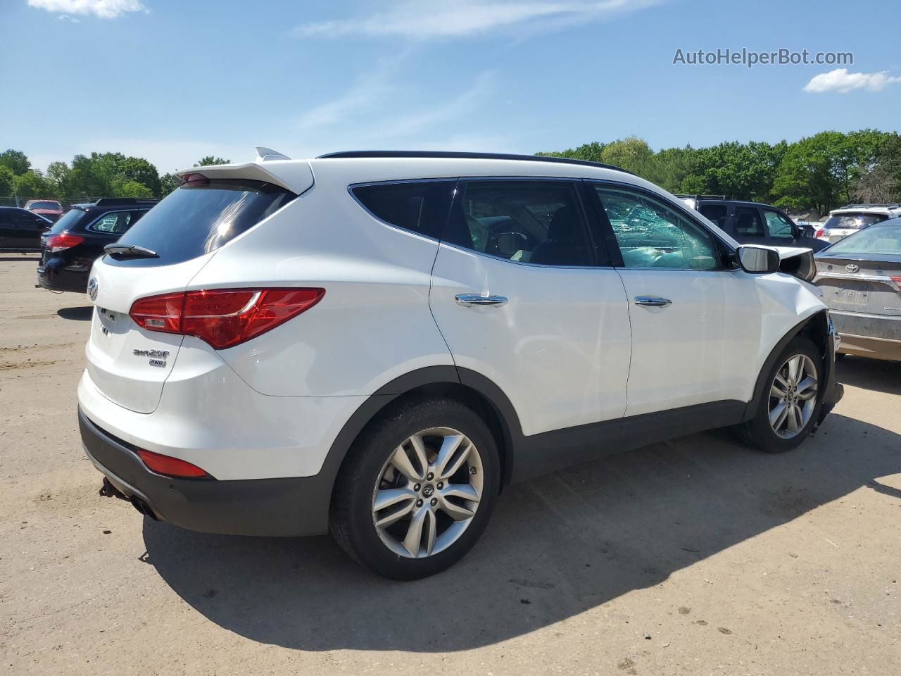 2014 Hyundai Santa Fe Sport  White vin: 5XYZWDLA6EG210363