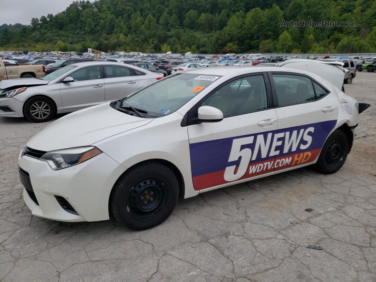 2015 Toyota Corolla Eco White vin: 5YFBPRHE3FP225908