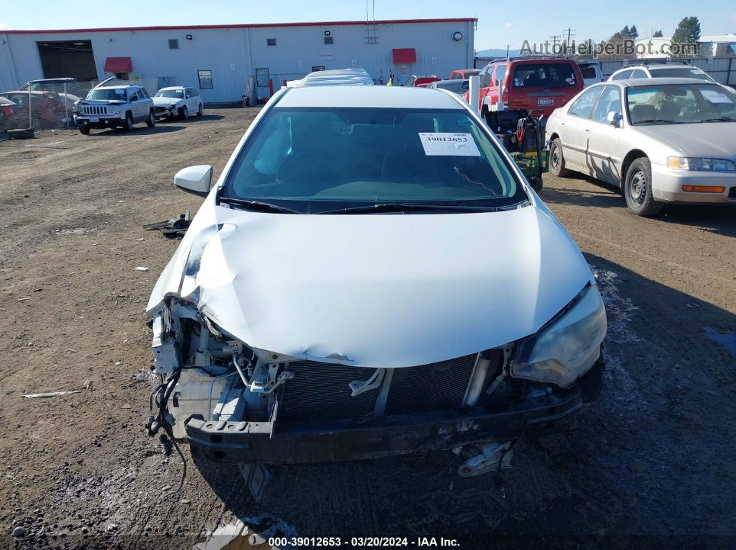 2016 Toyota Corolla Le Plus White vin: 5YFBPRHE9GP462405