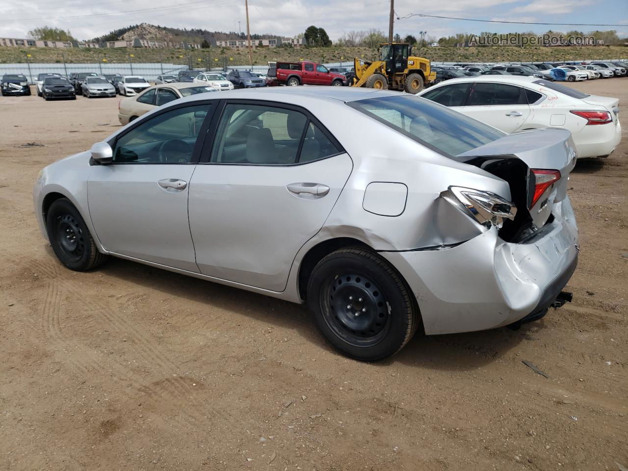 2015 Toyota Corolla L Silver vin: 5YFBURHE0FP208931