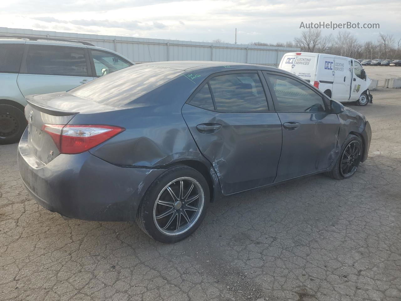 2015 Toyota Corolla L Blue vin: 5YFBURHE0FP226684