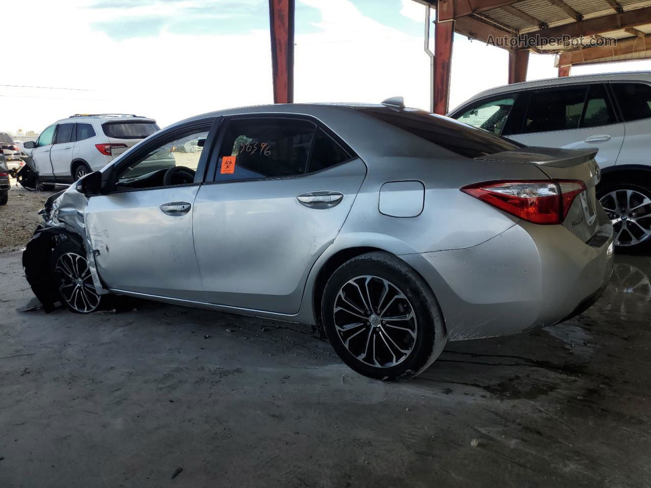 2015 Toyota Corolla L Silver vin: 5YFBURHE0FP230914