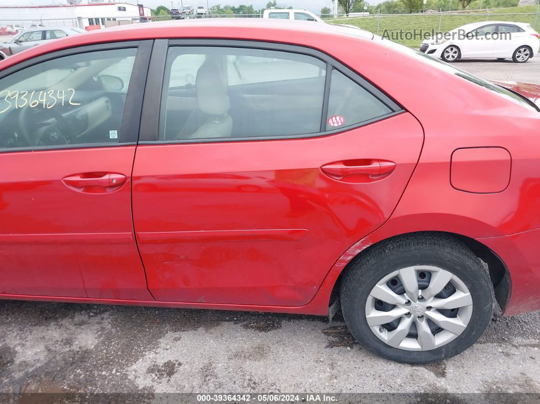 2015 Toyota Corolla Le Red vin: 5YFBURHE0FP248863