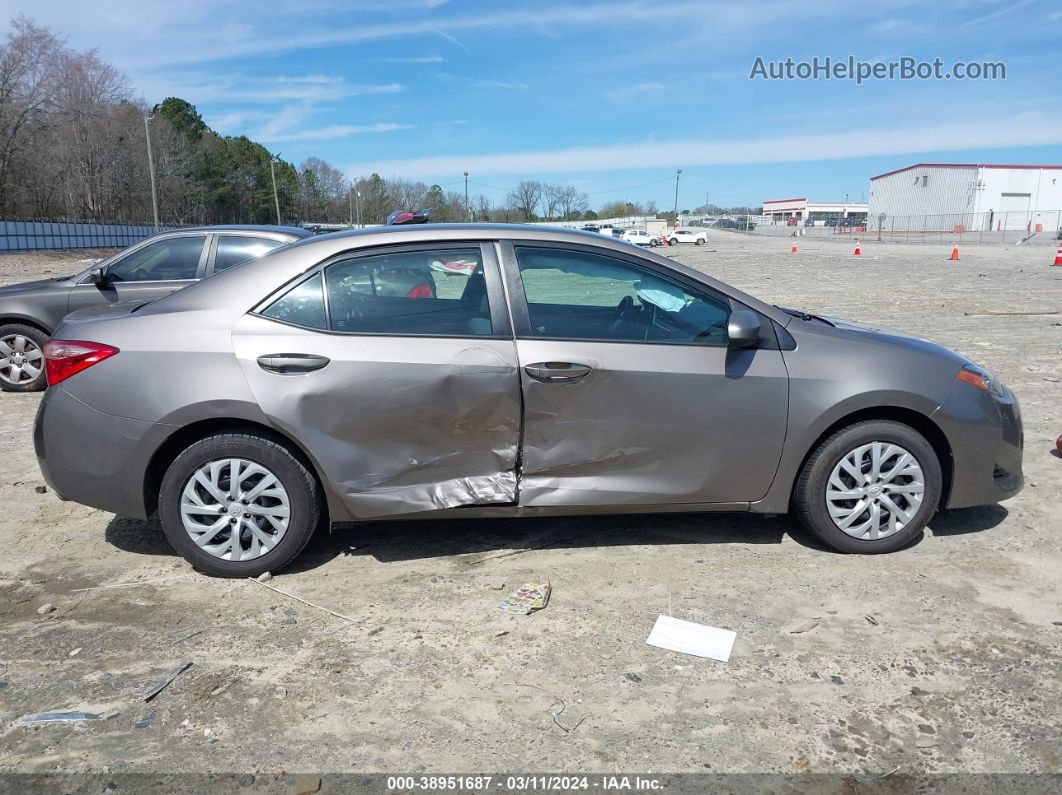 2017 Toyota Corolla Le Champagne vin: 5YFBURHE0HP654046