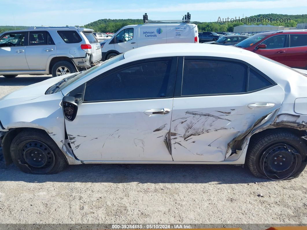 2017 Toyota Corolla Le White vin: 5YFBURHE0HP672708