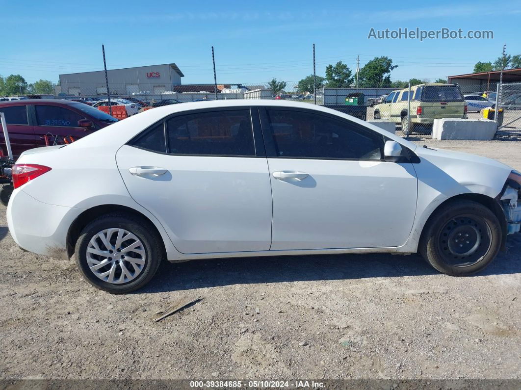 2017 Toyota Corolla Le White vin: 5YFBURHE0HP672708