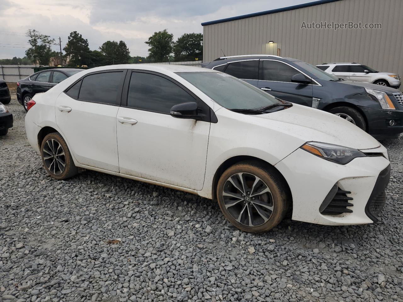 2019 Toyota Corolla L White vin: 5YFBURHE0KP858529