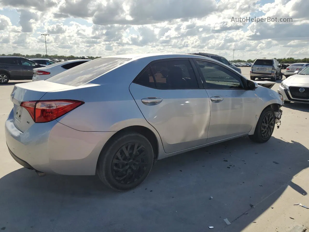 2019 Toyota Corolla L Серебряный vin: 5YFBURHE0KP860393