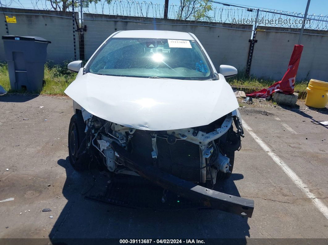 2019 Toyota Corolla Le White vin: 5YFBURHE0KP889165