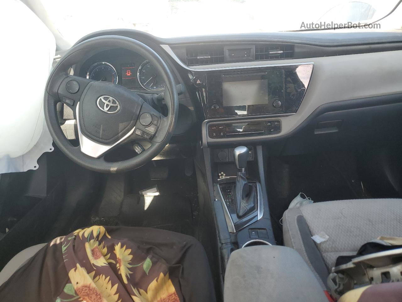 2019 Toyota Corolla L Black vin: 5YFBURHE0KP903825