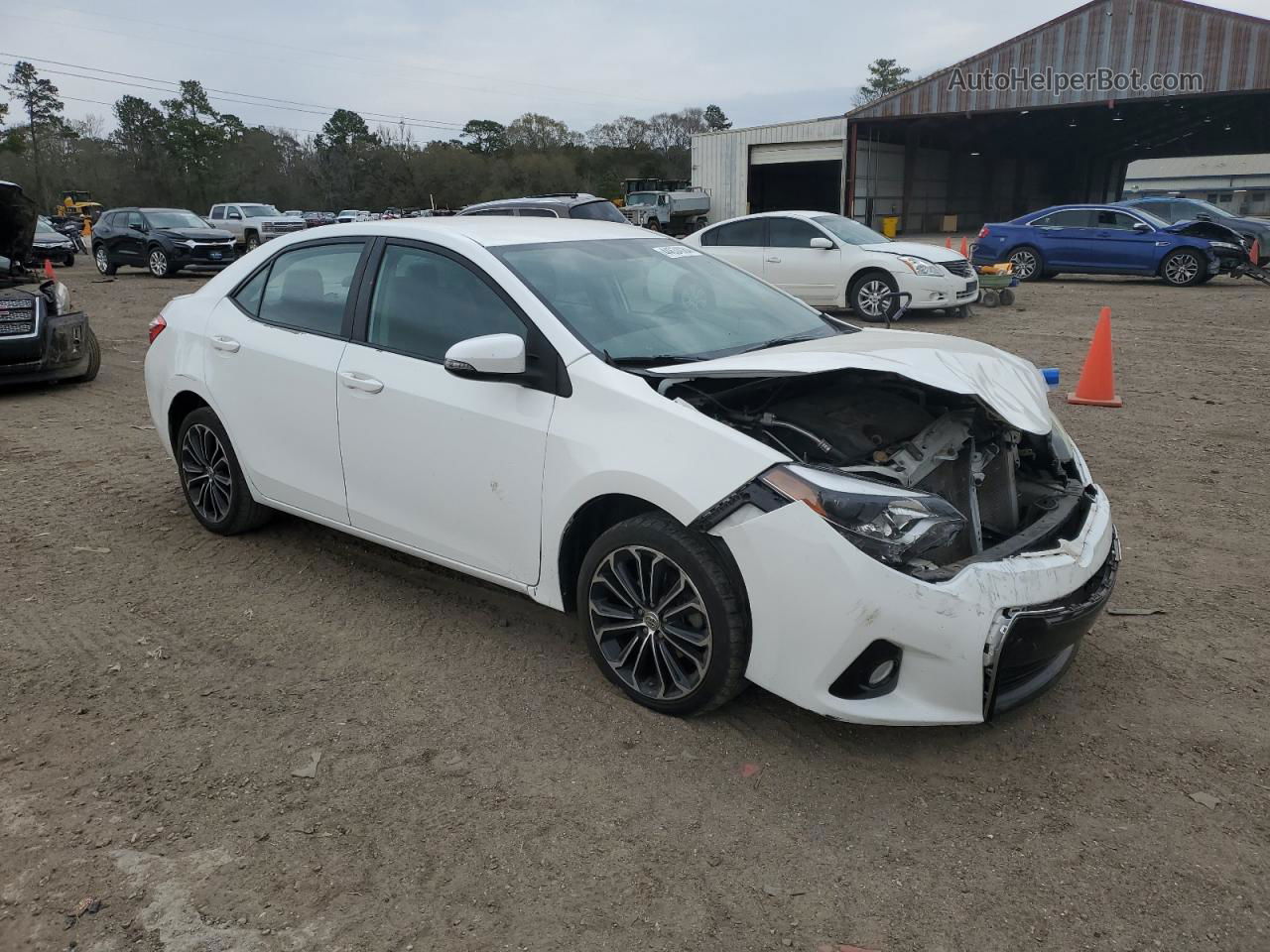 2014 Toyota Corolla L White vin: 5YFBURHE1EP141514