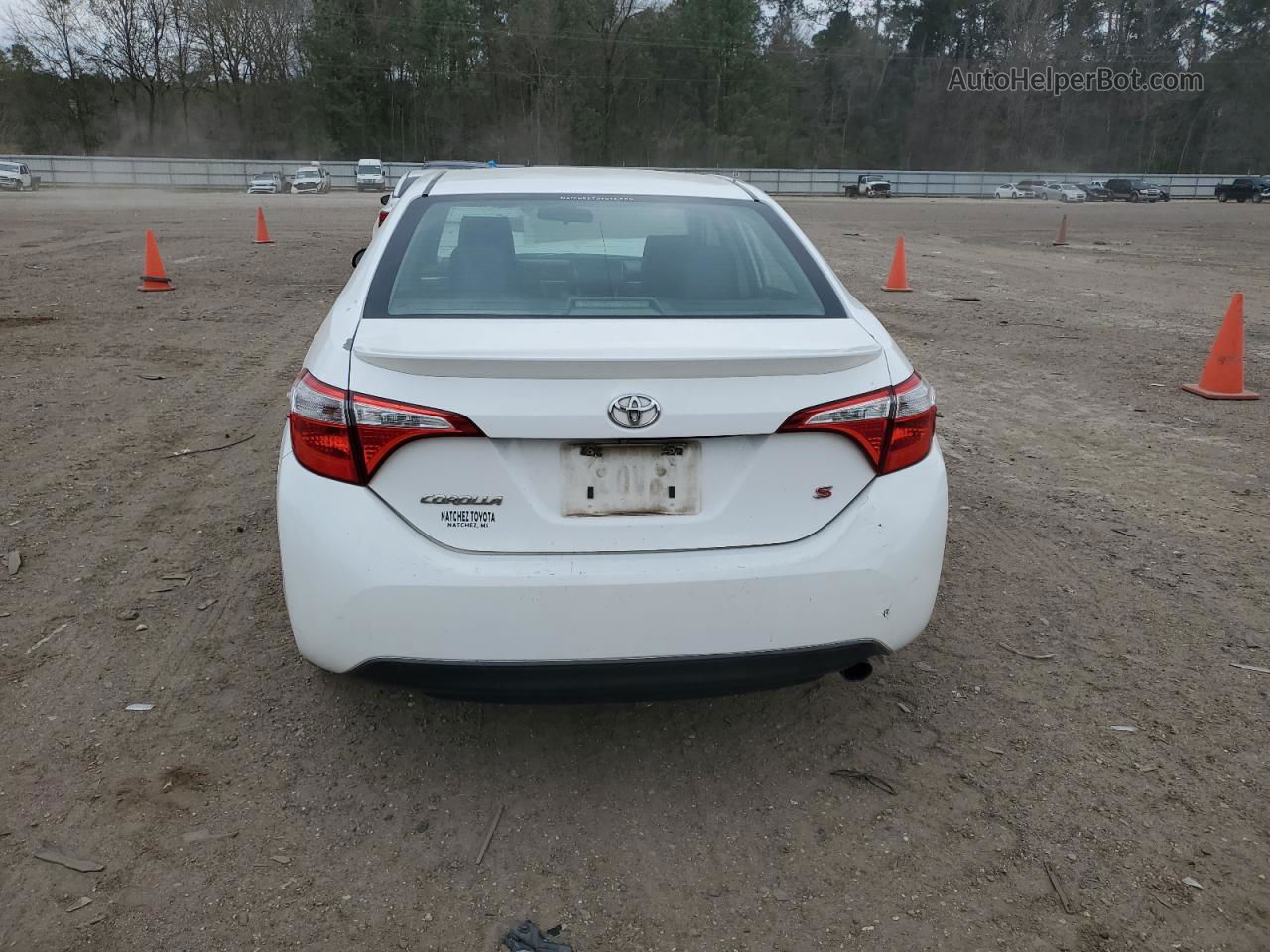 2014 Toyota Corolla L White vin: 5YFBURHE1EP141514