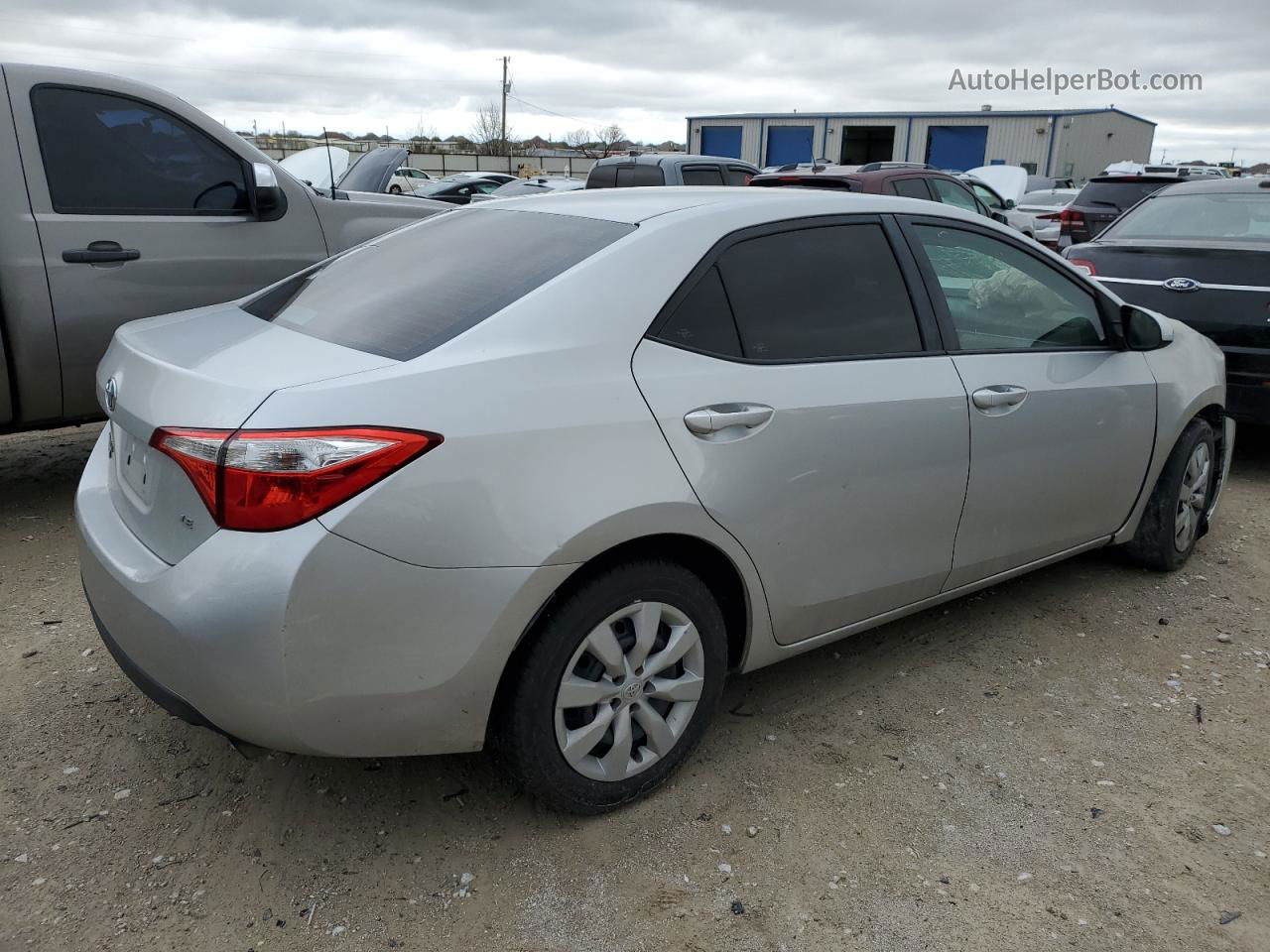 2015 Toyota Corolla L Silver vin: 5YFBURHE1FP290541