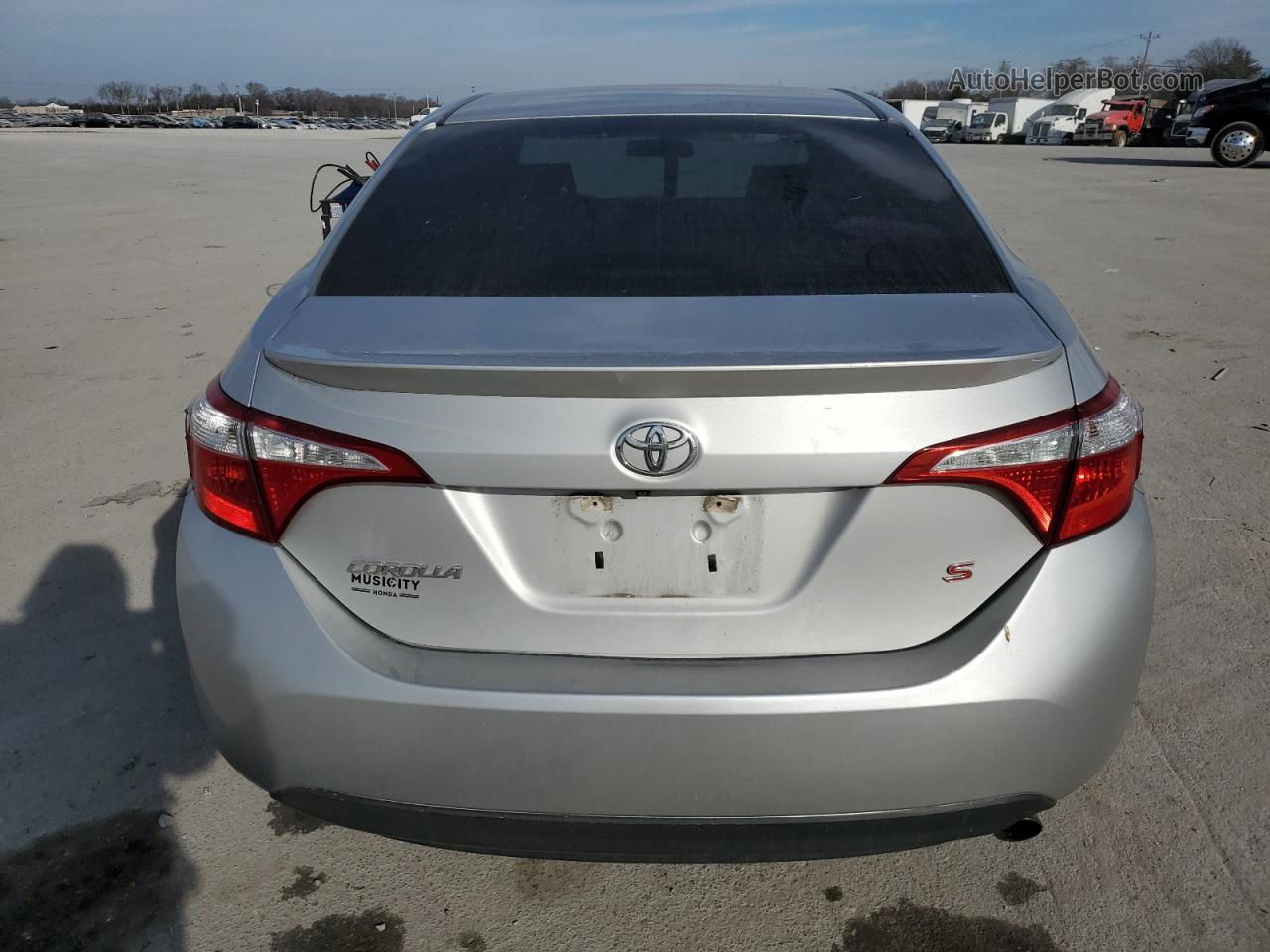 2016 Toyota Corolla L Silver vin: 5YFBURHE1GP493320