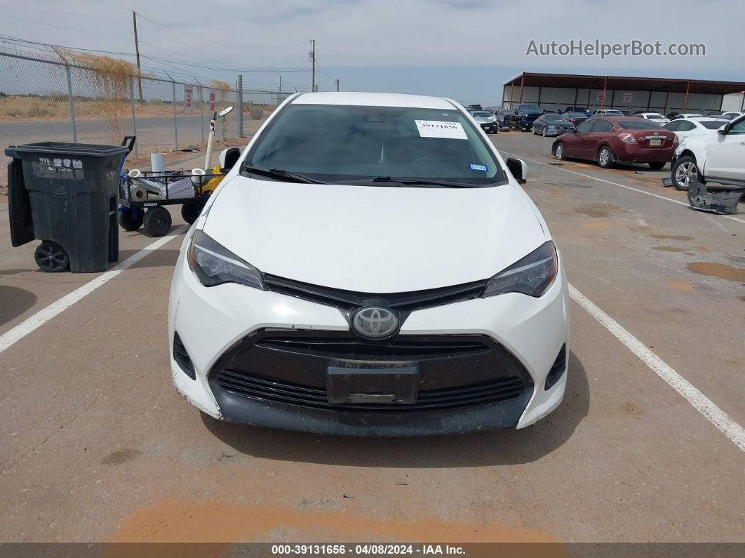 2017 Toyota Corolla Le White vin: 5YFBURHE1HP573993