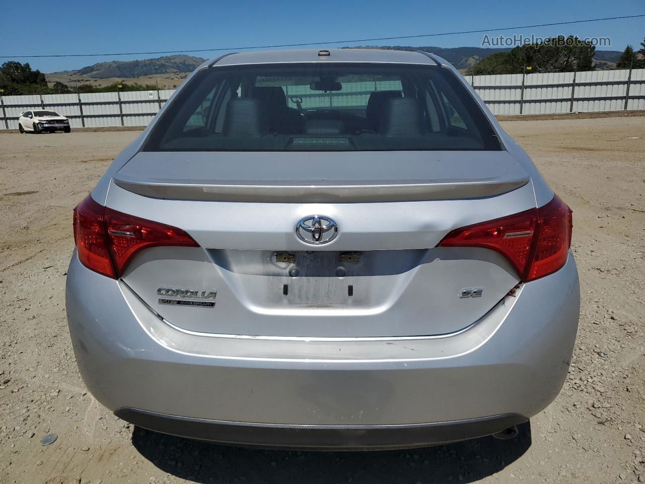 2017 Toyota Corolla L Silver vin: 5YFBURHE1HP582063