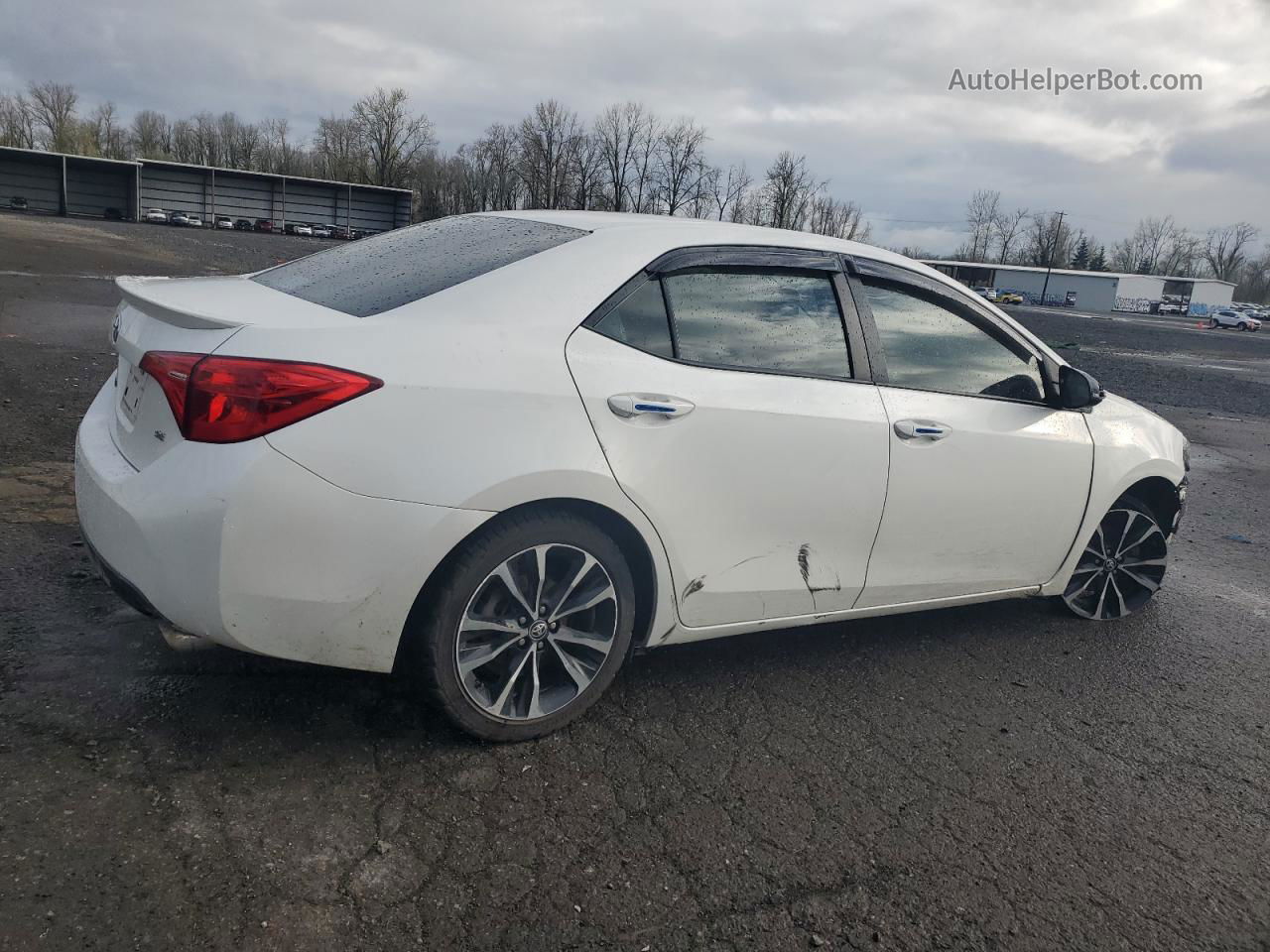 2017 Toyota Corolla L Белый vin: 5YFBURHE1HP642777