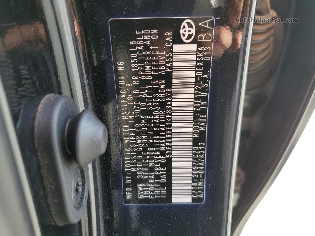 2019 Toyota Corolla L Черный vin: 5YFBURHE1KP884878
