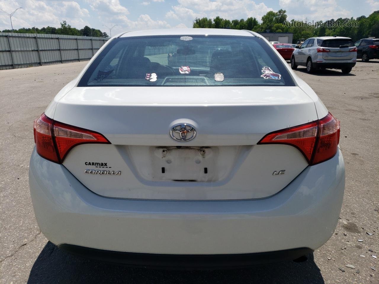 2019 Toyota Corolla L White vin: 5YFBURHE1KP923436