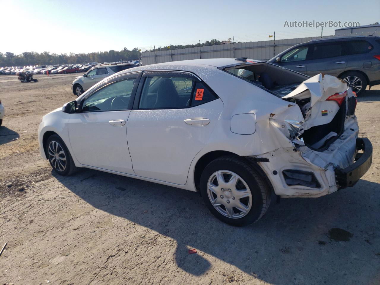 2019 Toyota Corolla L White vin: 5YFBURHE1KP934016