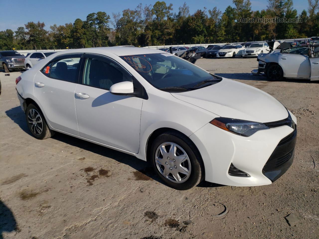 2019 Toyota Corolla L White vin: 5YFBURHE1KP934016