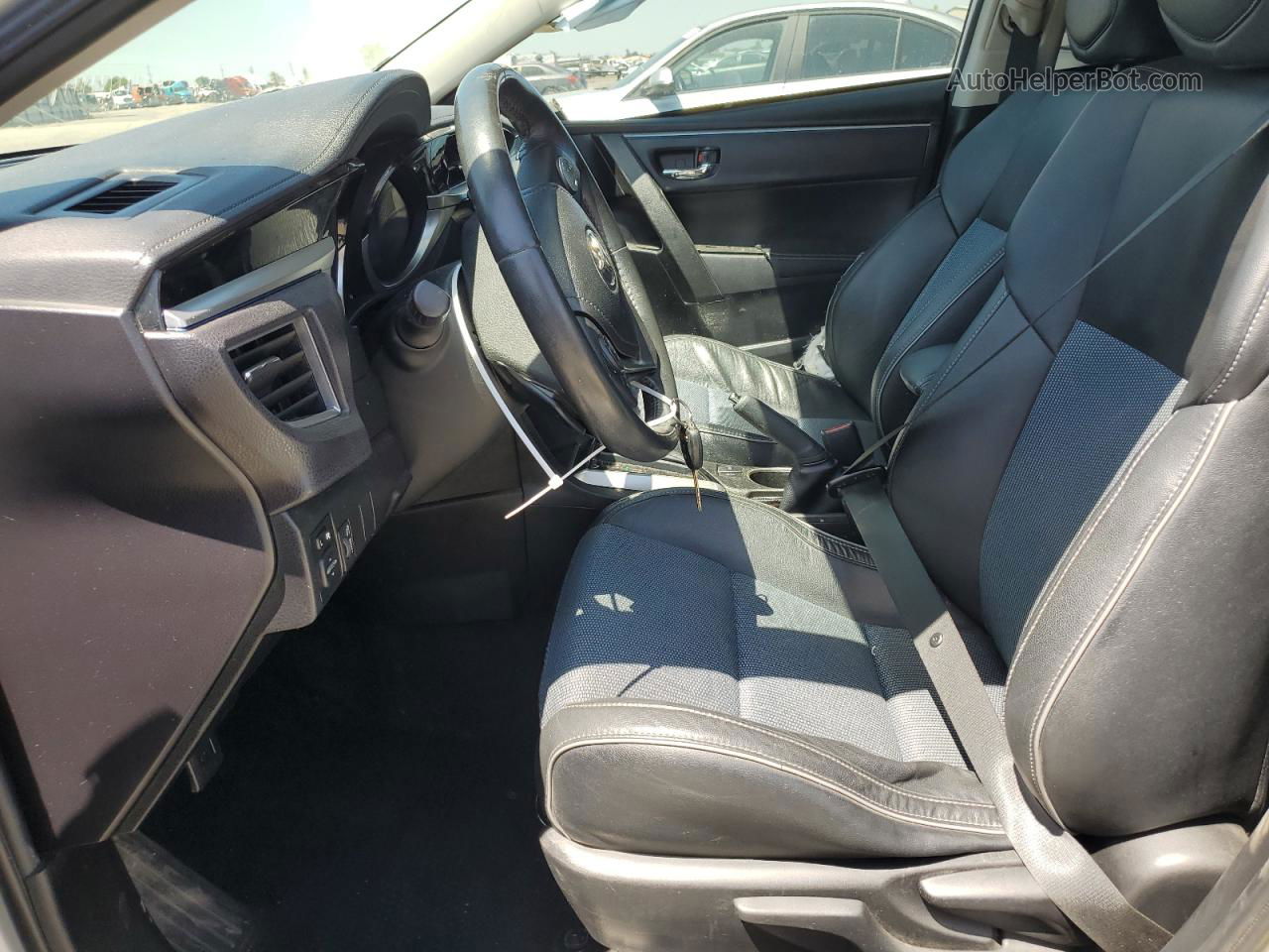 2014 Toyota Corolla L Silver vin: 5YFBURHE2EP052115