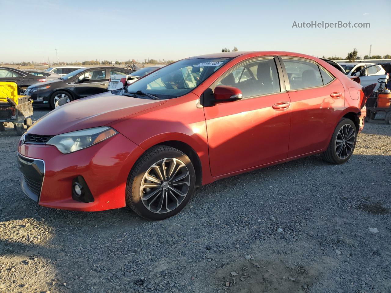 2015 Toyota Corolla L Red vin: 5YFBURHE2FP278284