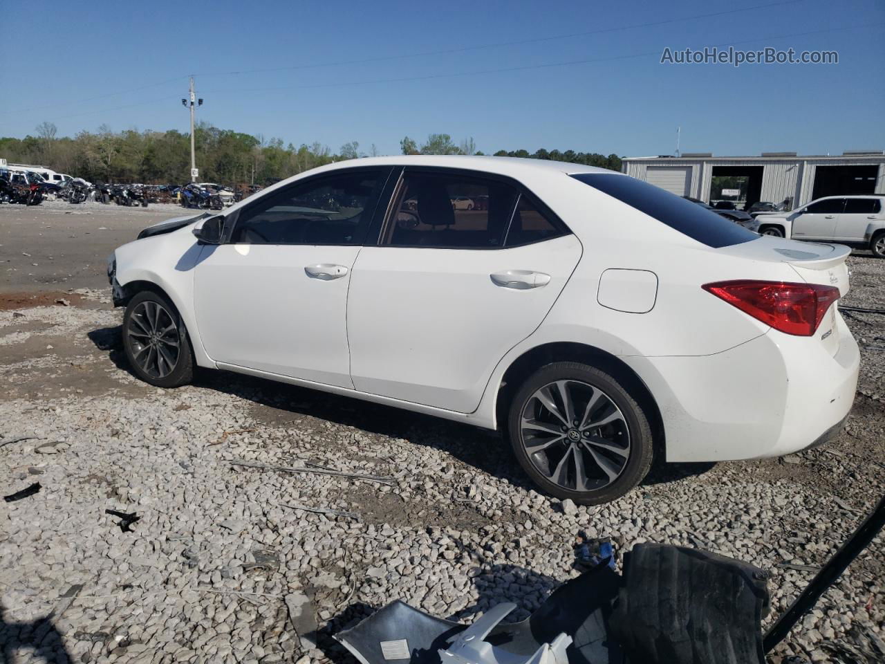 2017 Toyota Corolla L White vin: 5YFBURHE2HP579477