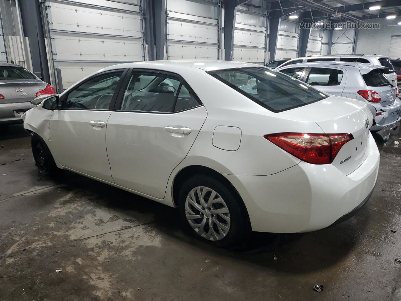 2017 Toyota Corolla L White vin: 5YFBURHE2HP623493