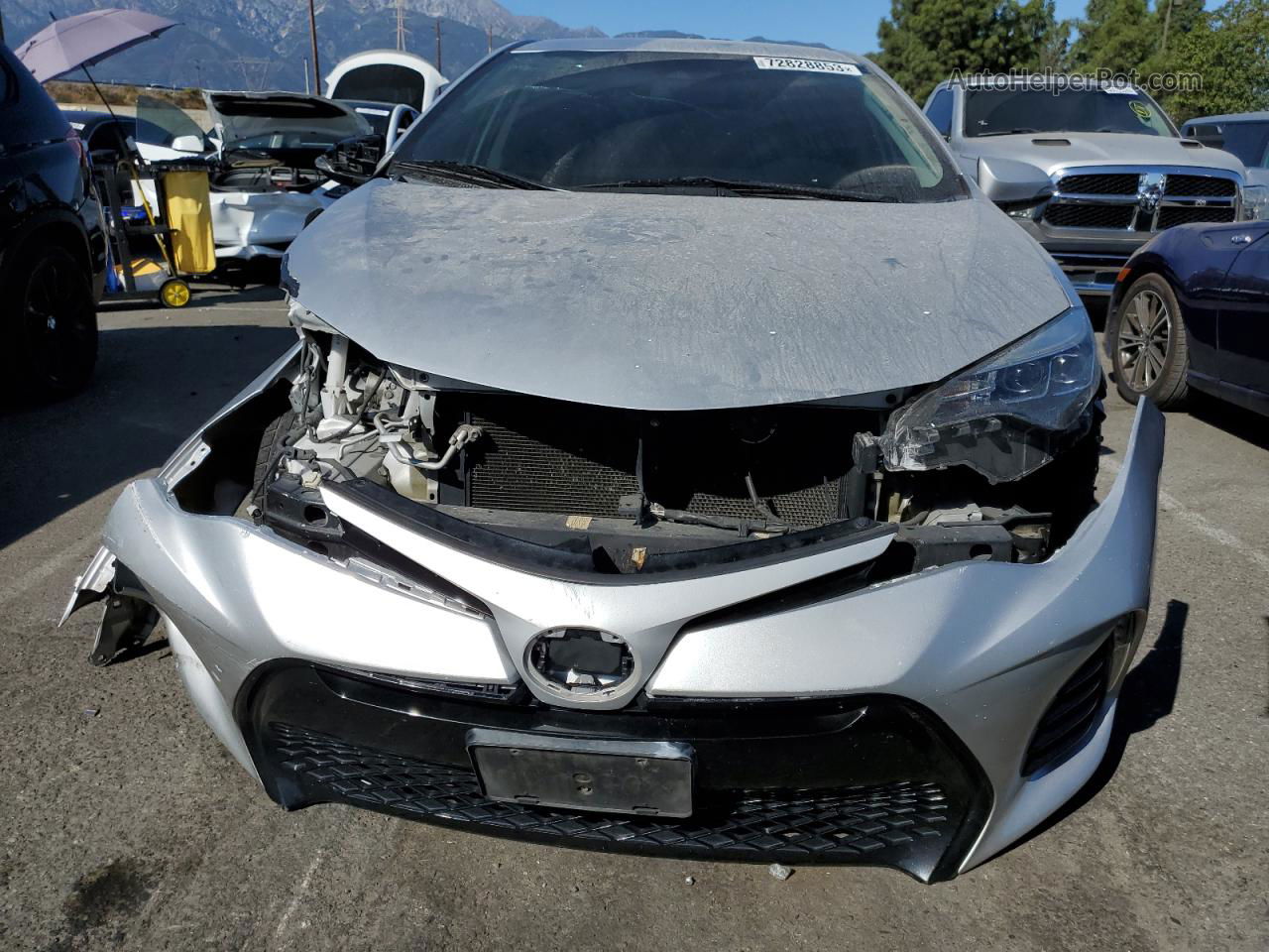 2017 Toyota Corolla L Silver vin: 5YFBURHE2HP732925