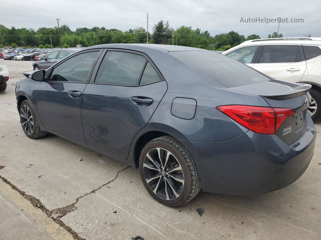 2019 Toyota Corolla L Gray vin: 5YFBURHE2KP882119