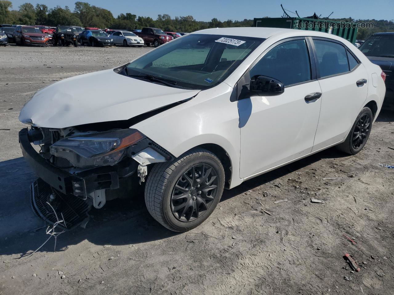 2019 Toyota Corolla L White vin: 5YFBURHE2KP883139