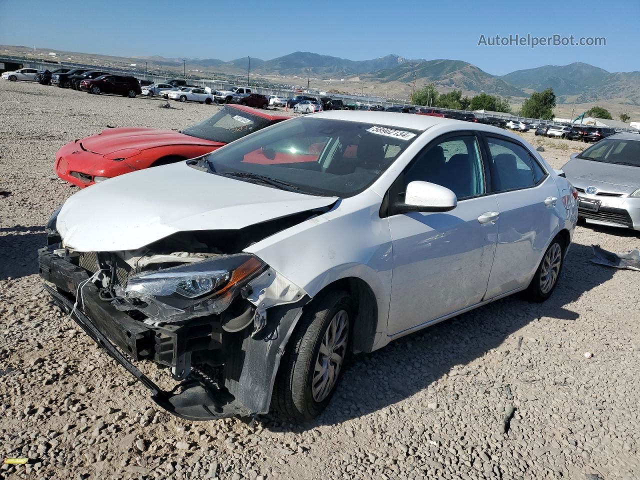 2019 Toyota Corolla L White vin: 5YFBURHE2KP920965