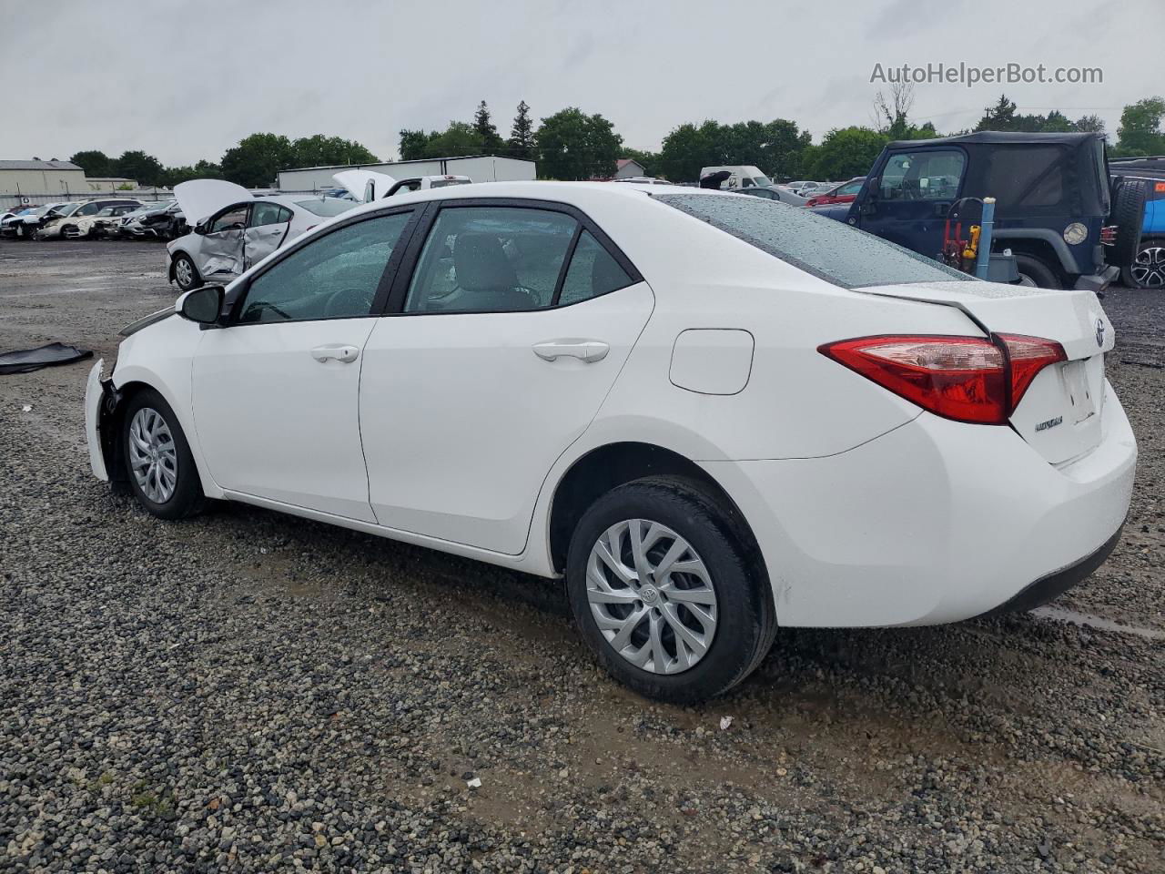 2019 Toyota Corolla L White vin: 5YFBURHE2KP945588