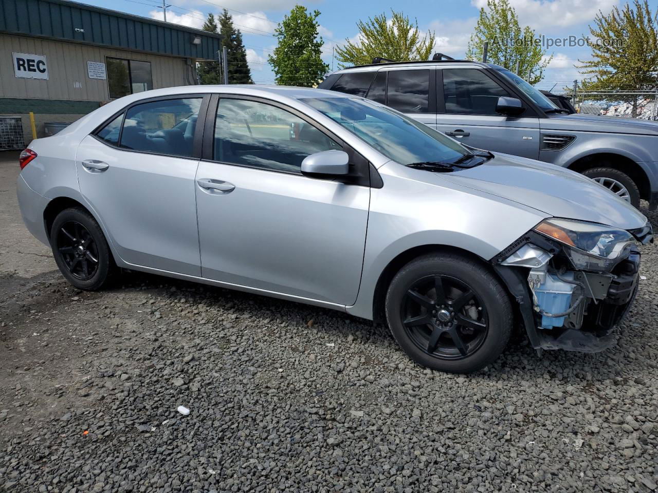 2014 Toyota Corolla L Silver vin: 5YFBURHE3EP127176