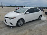 2015 Toyota Corolla L Белый vin: 5YFBURHE3FP209815